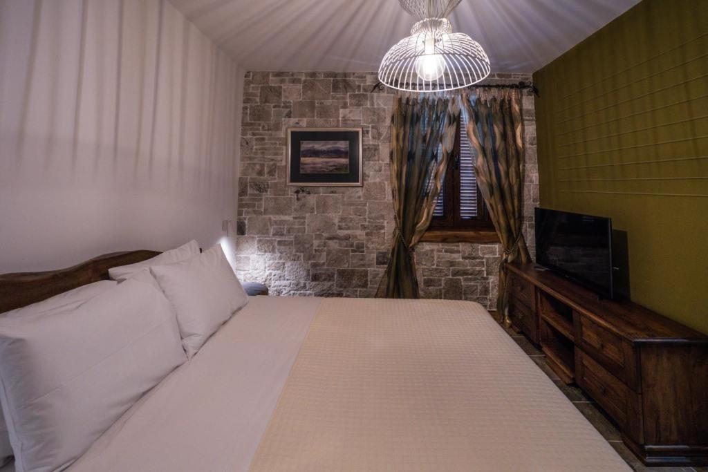 Korca Boutique Hotel Exterior photo