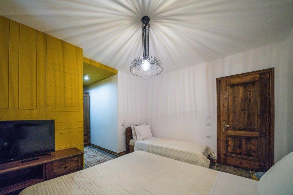 Korca Boutique Hotel Exterior photo