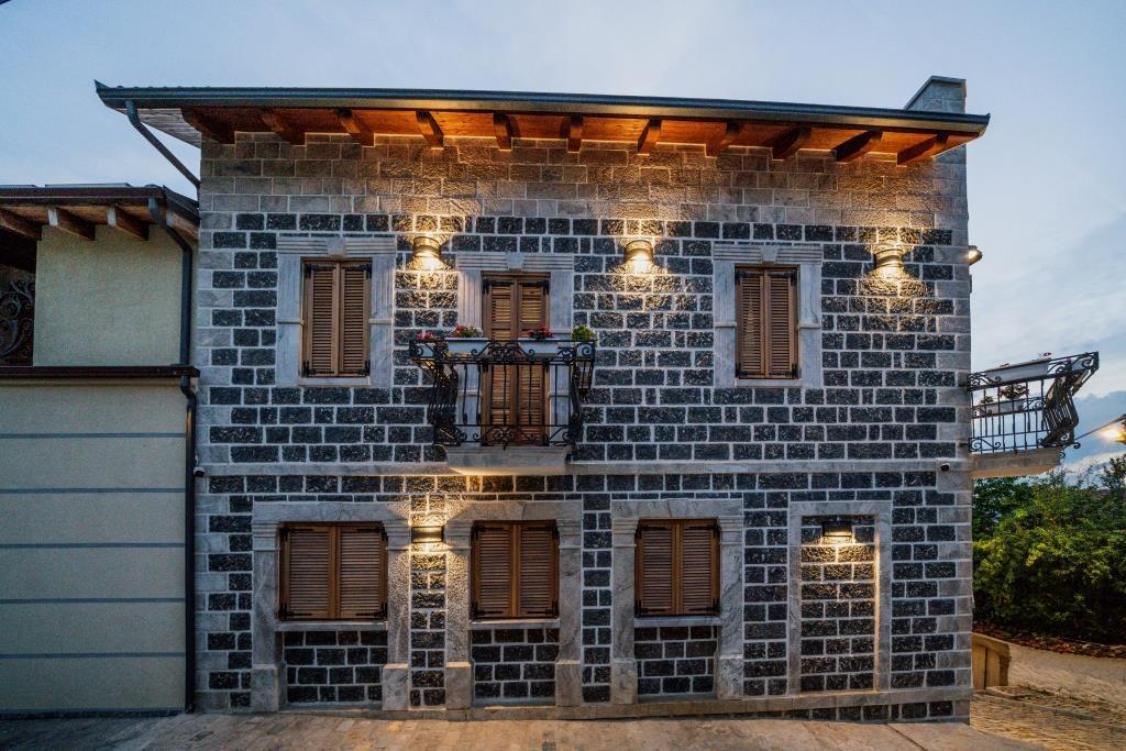 Korca Boutique Hotel Exterior photo