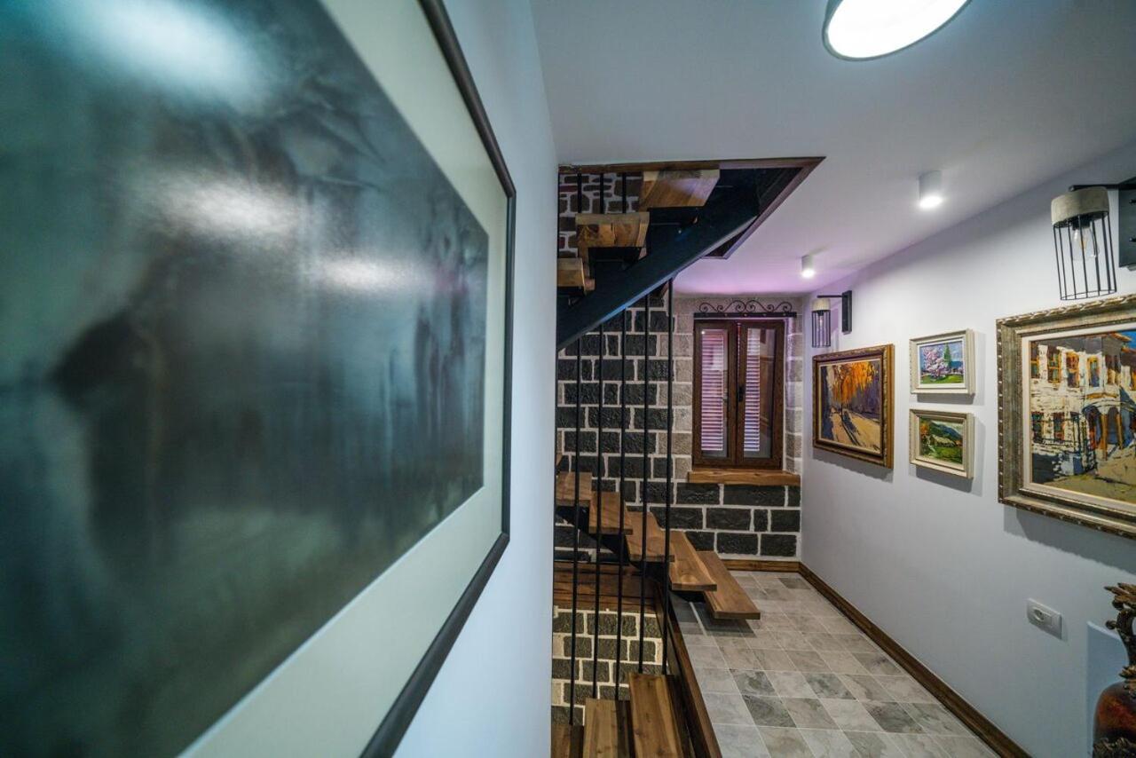 Korca Boutique Hotel Exterior photo