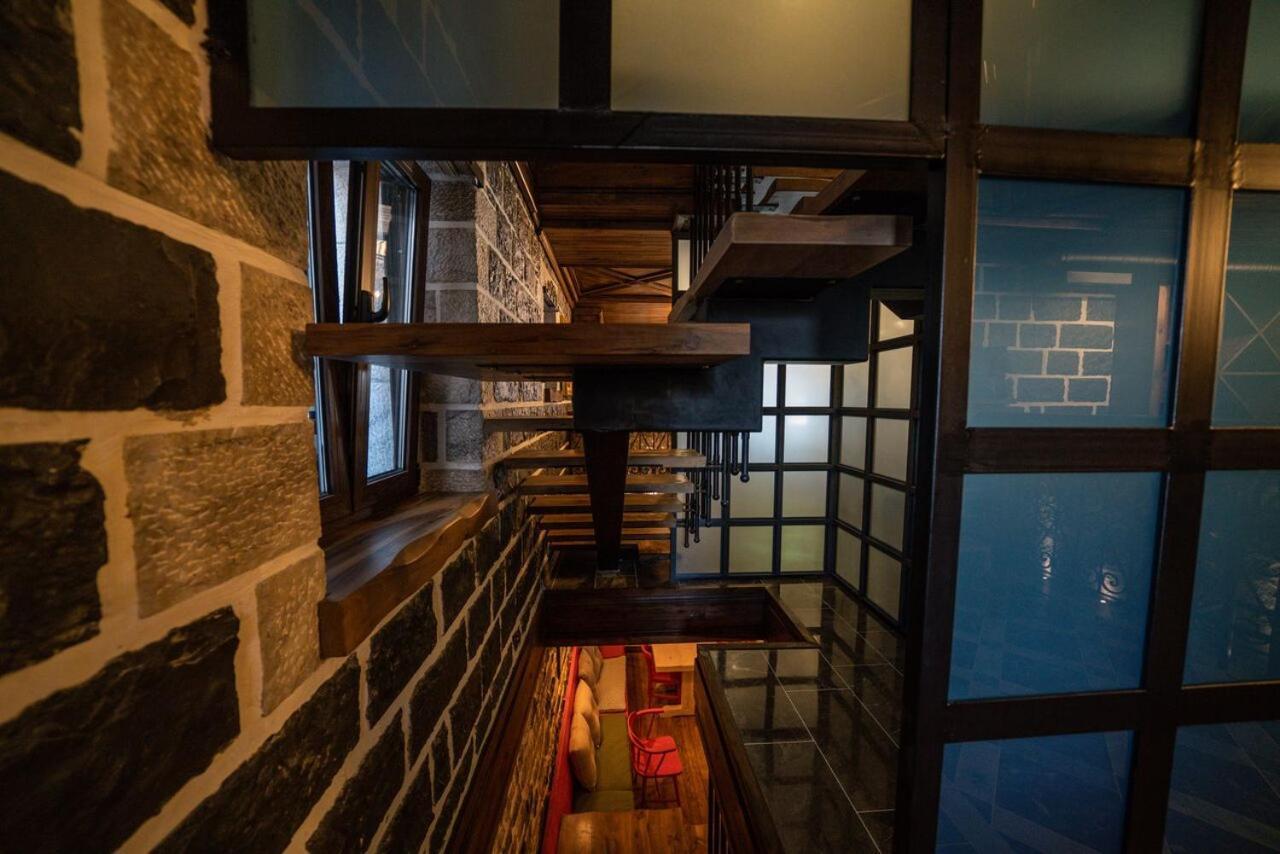Korca Boutique Hotel Exterior photo